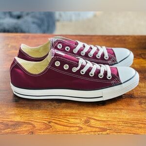 Converse chuck Taylor all star ox new in original box